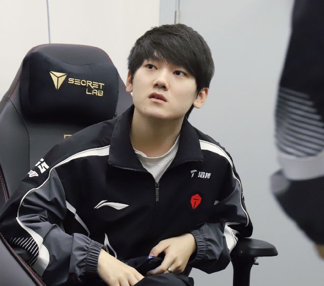 三局他们前